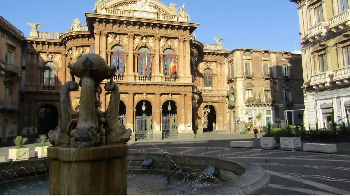 Gaia Apartments カターニア イタリア